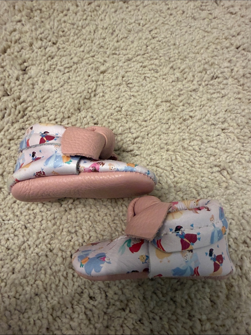 Girls' Disney Princess Print Bow Mary Jane Kids Shoes - Picture 6 of 7